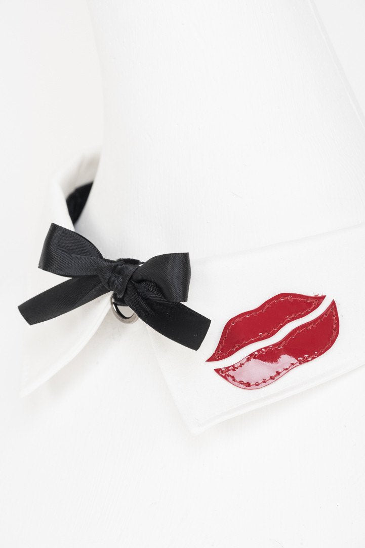 French Kiss Collar