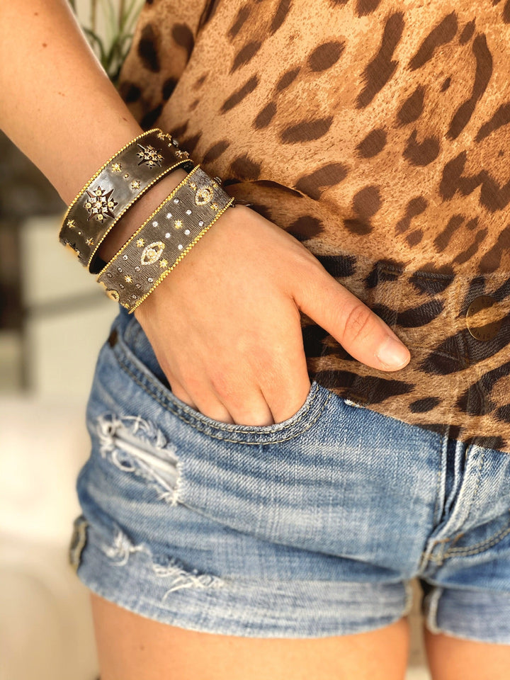 Black &amp; Gold Eye Bracelet