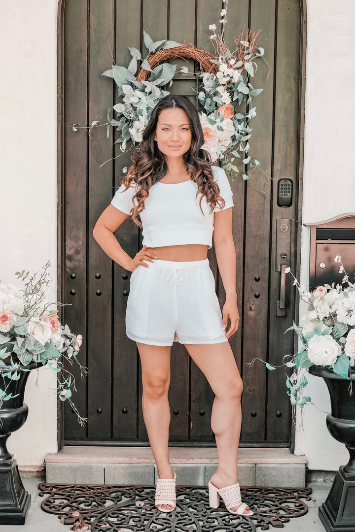 White Shorts with Pockets